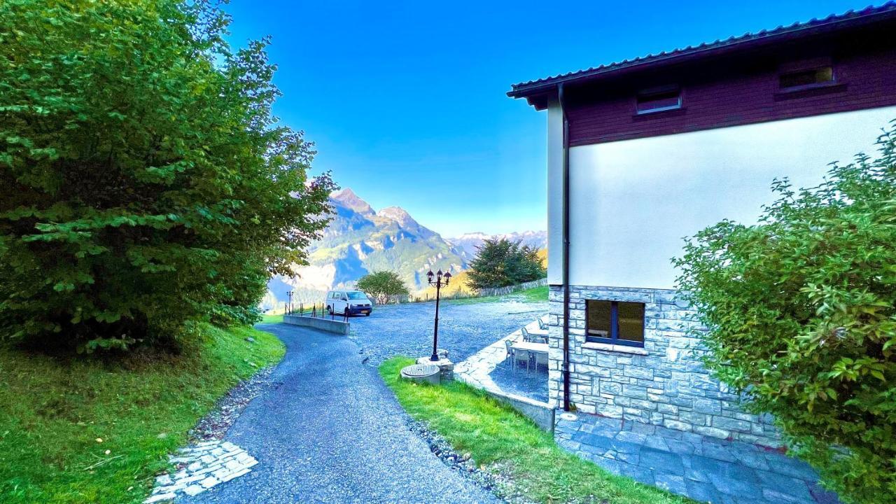 Family & Mountain Lodge C'Est La Vie ฮาลสิแบร์ก ภายนอก รูปภาพ