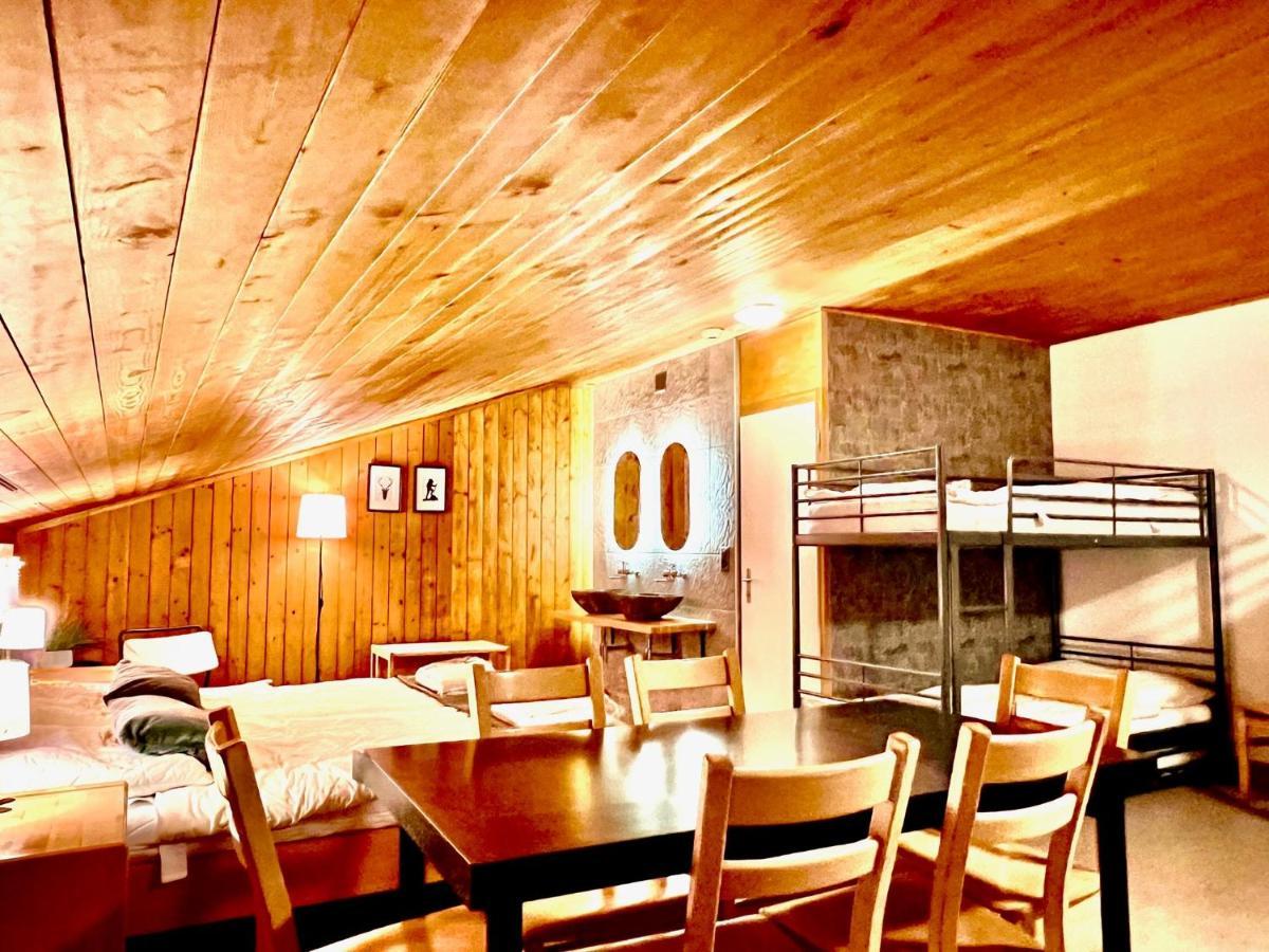 Family & Mountain Lodge C'Est La Vie ฮาลสิแบร์ก ภายนอก รูปภาพ