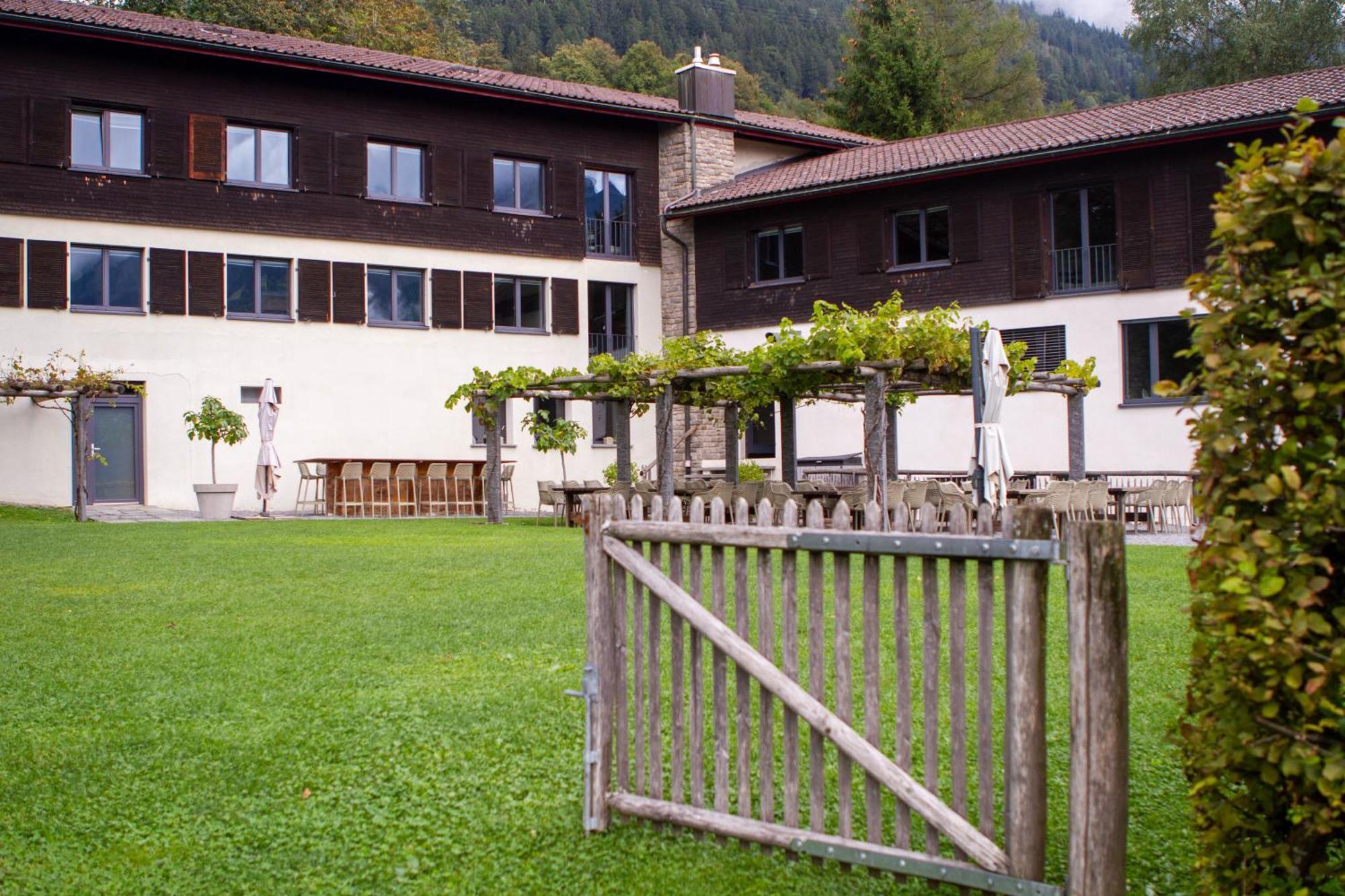 Family & Mountain Lodge C'Est La Vie ฮาลสิแบร์ก ภายนอก รูปภาพ