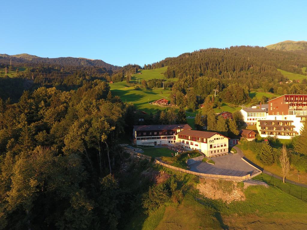 Family & Mountain Lodge C'Est La Vie ฮาลสิแบร์ก ภายนอก รูปภาพ